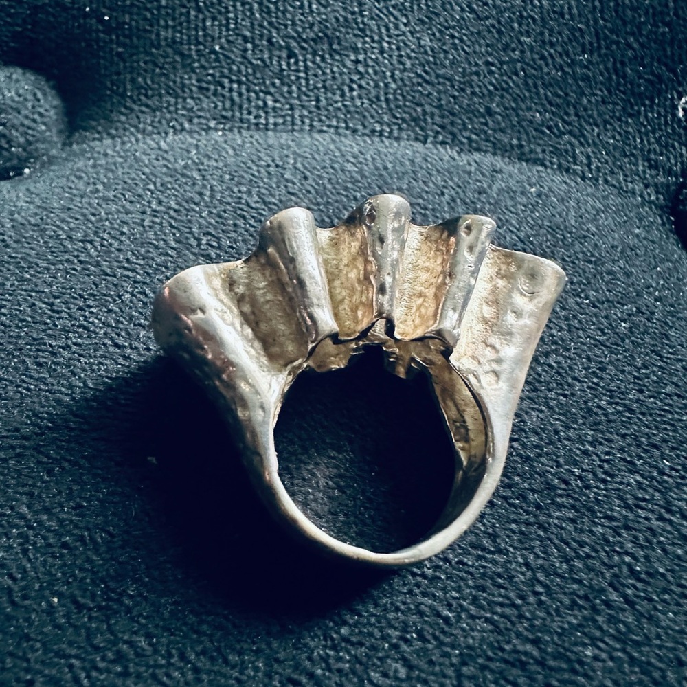 Unique Silver Statement Ring - Picture 3 of 5